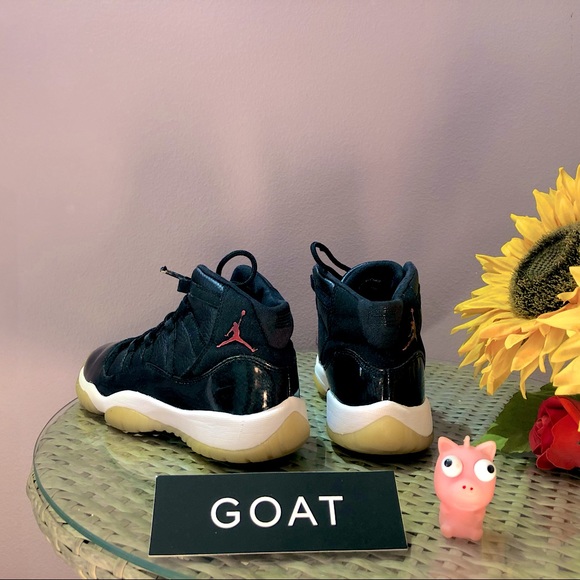 BLACK FRIDAY 35% SALE! Nike Air Jordan 11 High "72-10" Size 4Y Wmns 5.5 - Picture 3 of 5